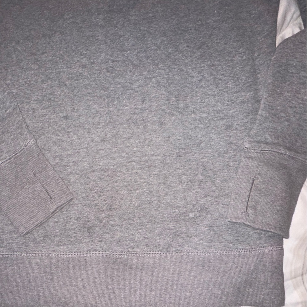 Tek Gear‎ Gray Knit Crewneck Sweater Minimalist Design - Picture 4 of 7